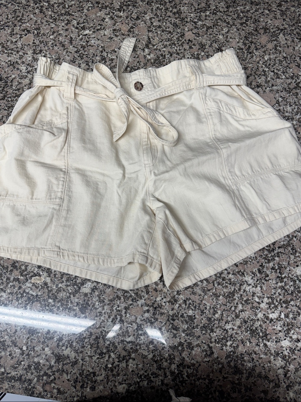 Old Navy Cream Paperbag Tie-Waist Shorts